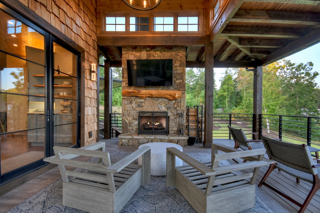 418862 Blue Ridge Residential