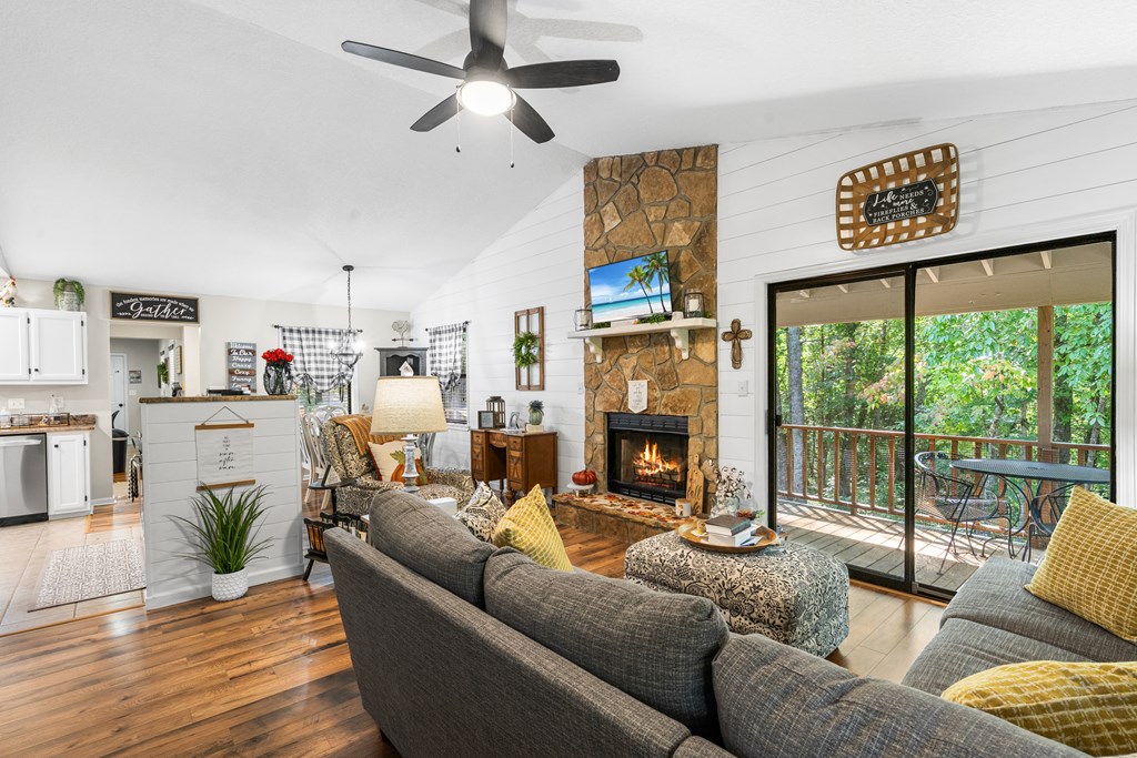 418866 Hayesville Residential
