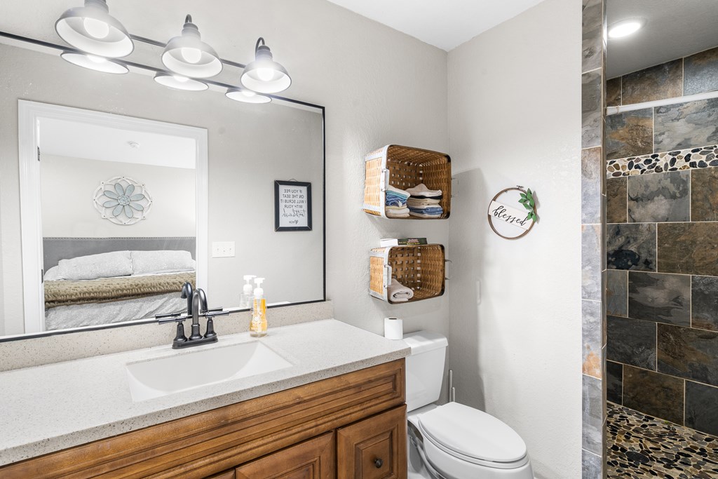 418866 Hayesville Residential