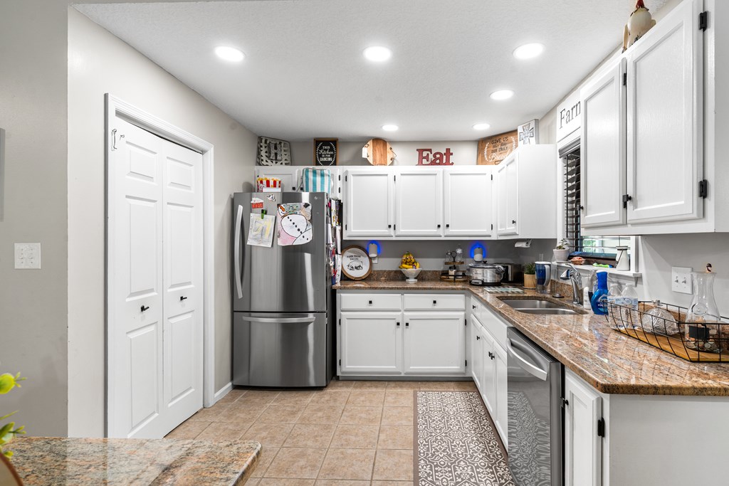 418866 Hayesville Residential