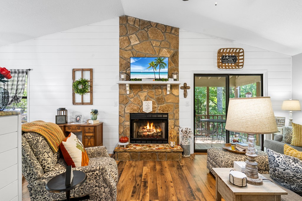418866 Hayesville Residential