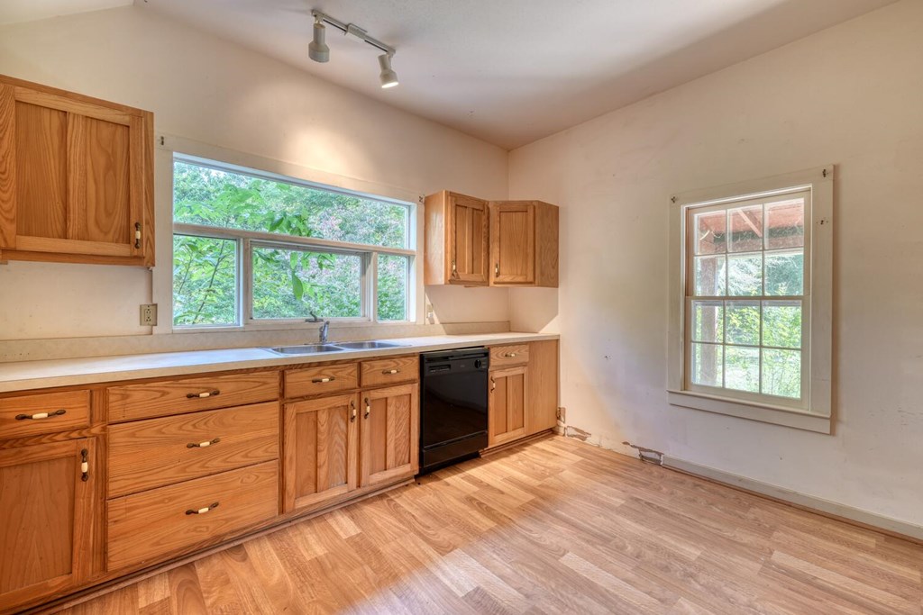 418867 Blairsville Residential