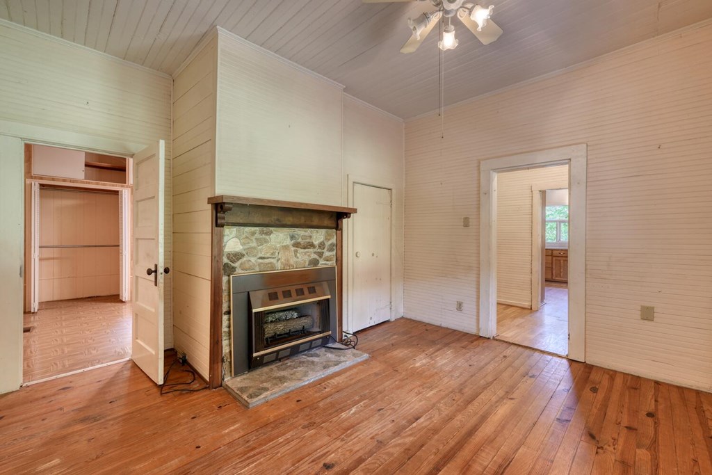 418867 Blairsville Residential