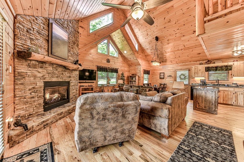 418882 Blue Ridge Residential