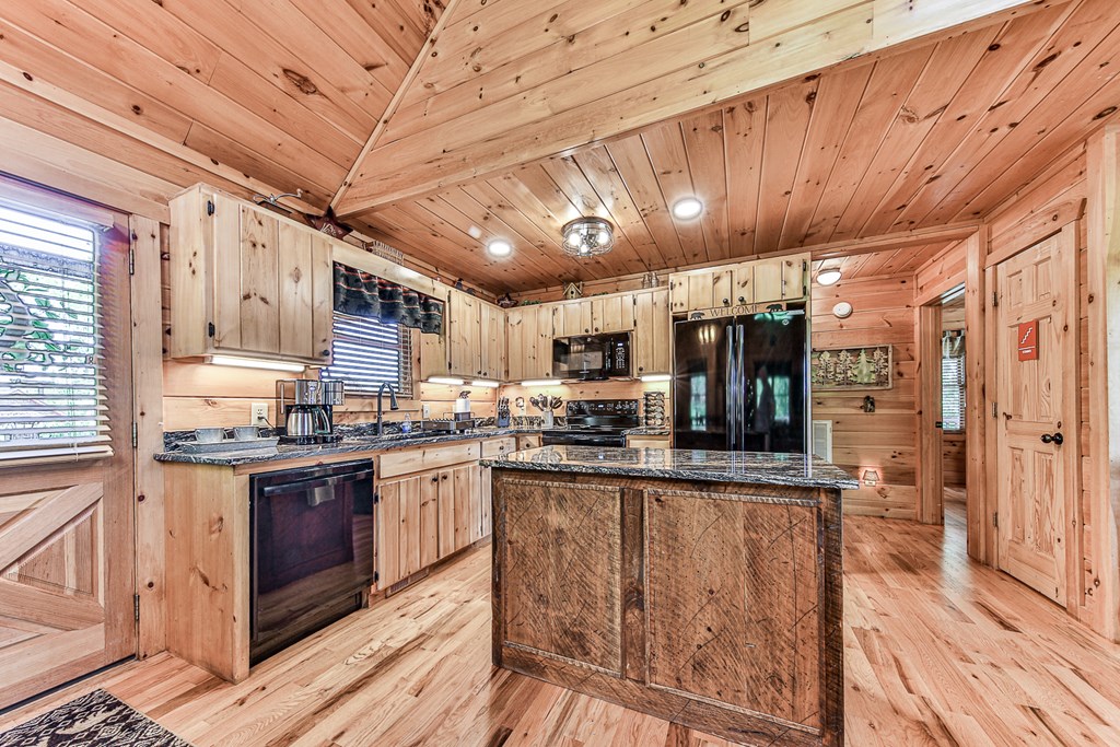 418882 Blue Ridge Residential