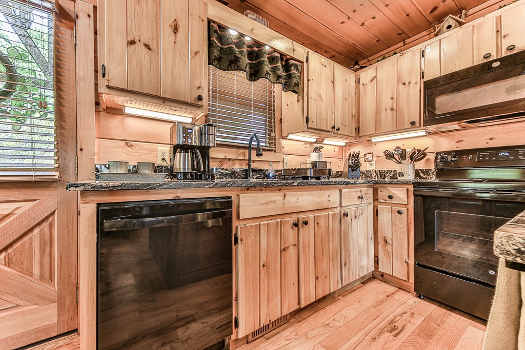 418882 Blue Ridge Residential