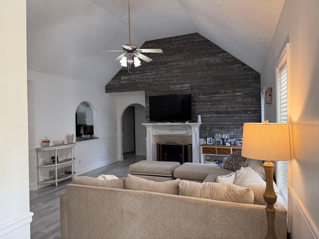 418889 Jasper Residential