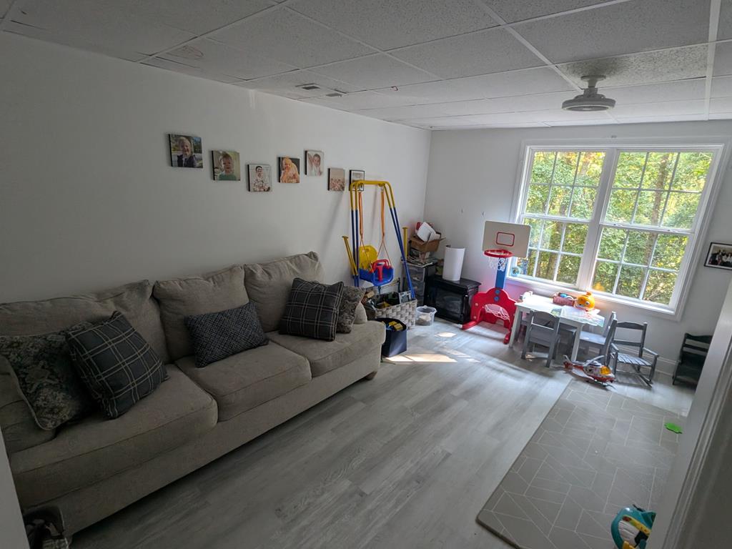 418889 Jasper Residential