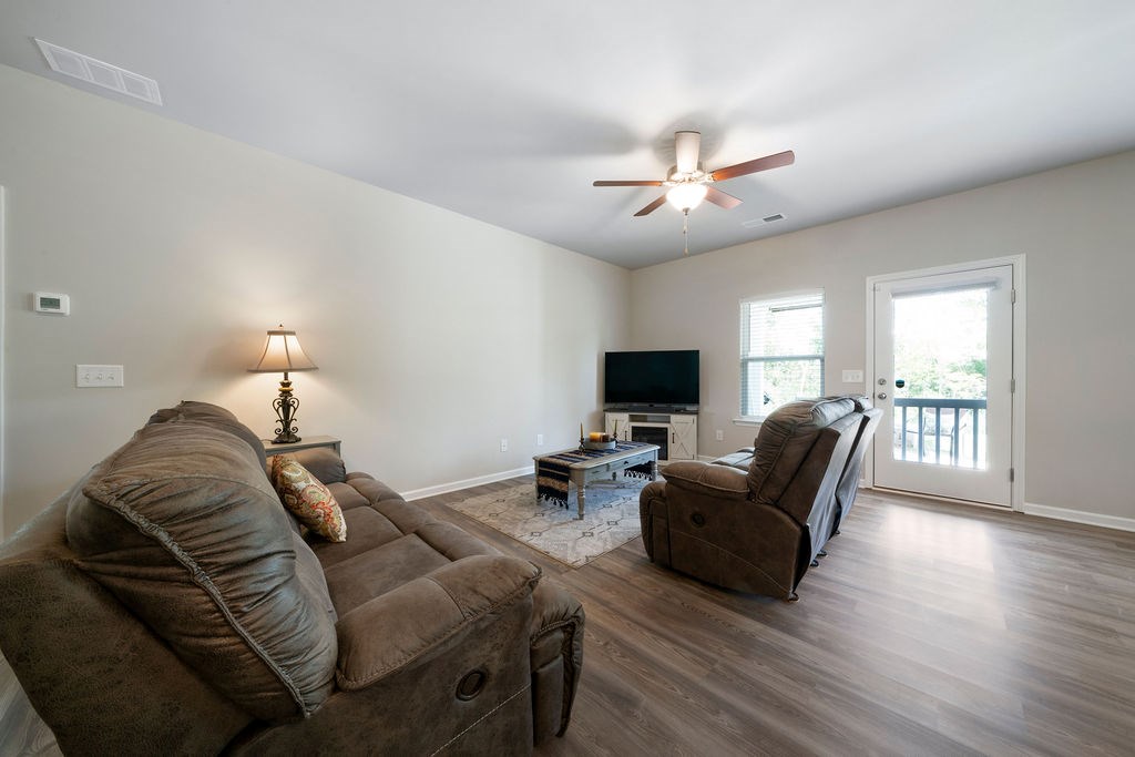 418897 Adairsville Residential