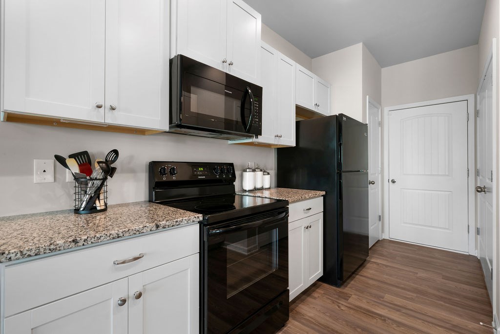418897 Adairsville Residential