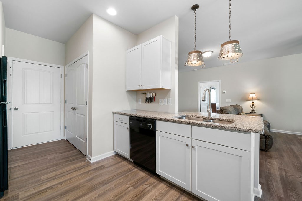 418897 Adairsville Residential