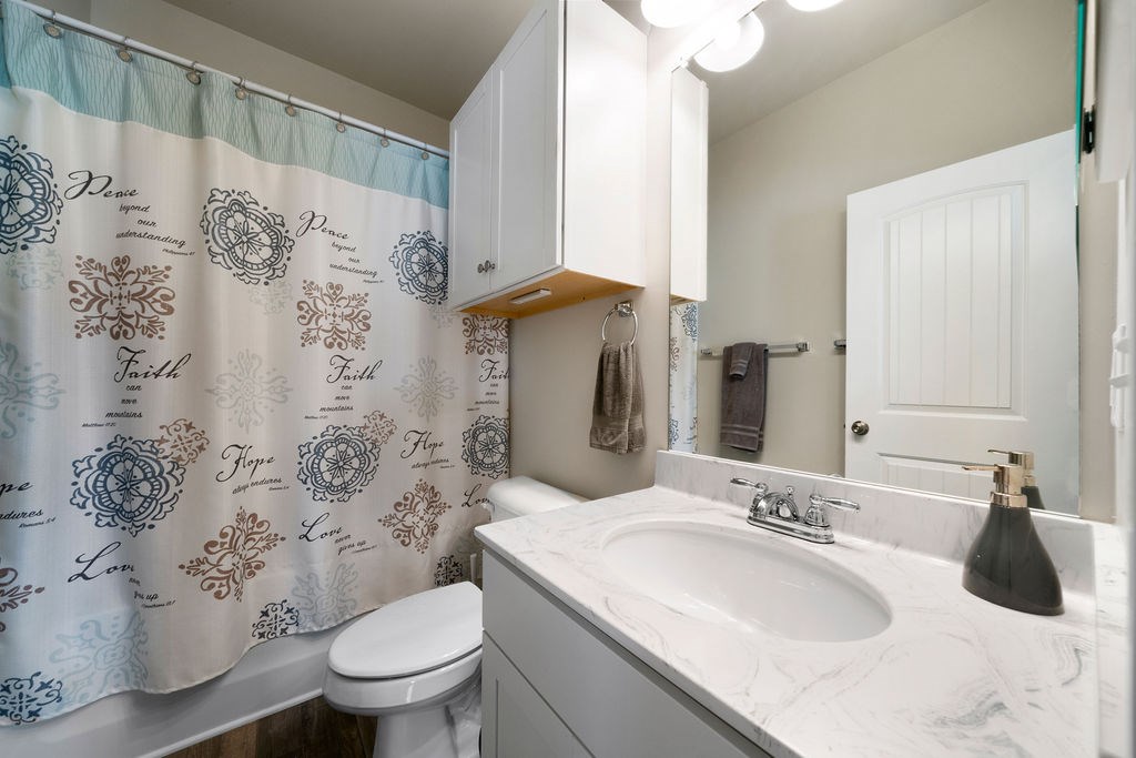 418897 Adairsville Residential