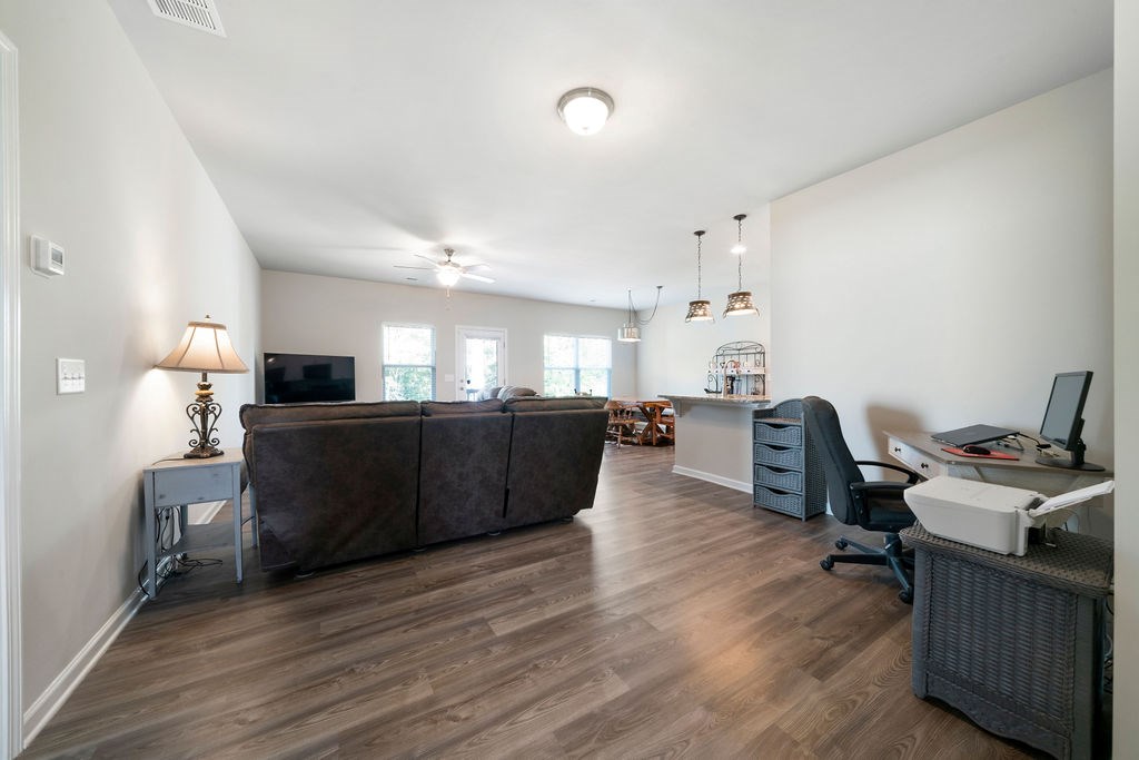 418897 Adairsville Residential