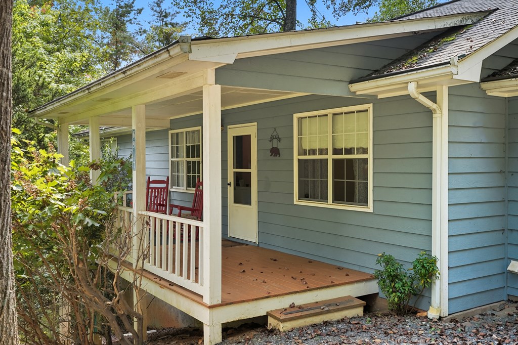 418906 Young Harris Residential