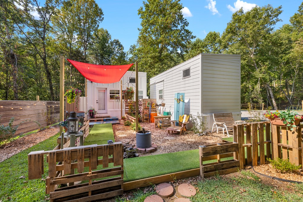 418920 Hayesville Residential