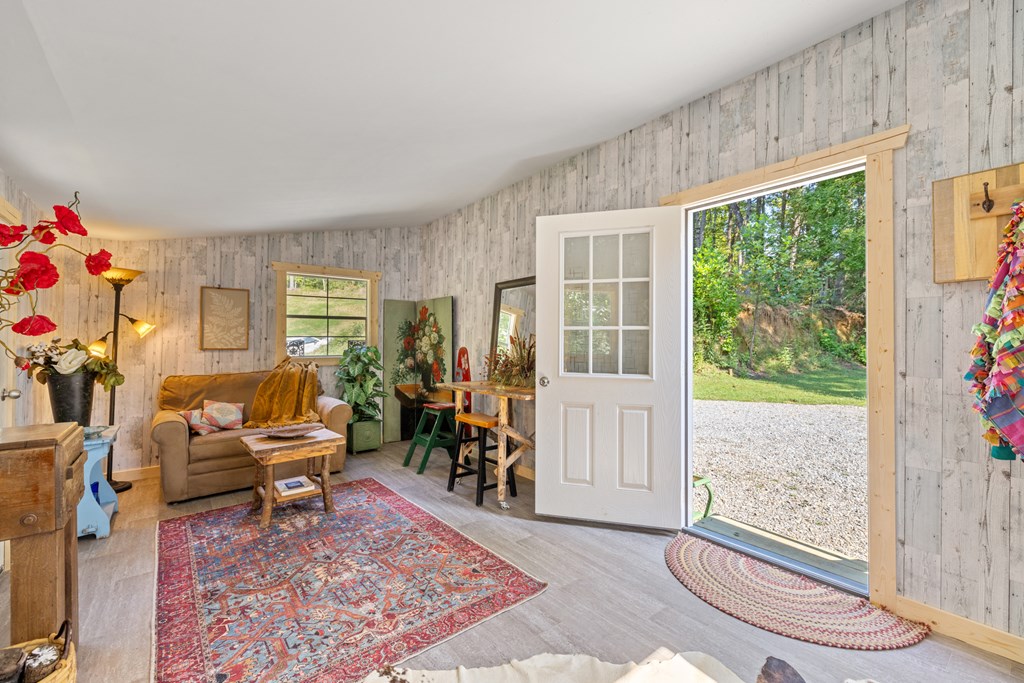 418920 Hayesville Residential
