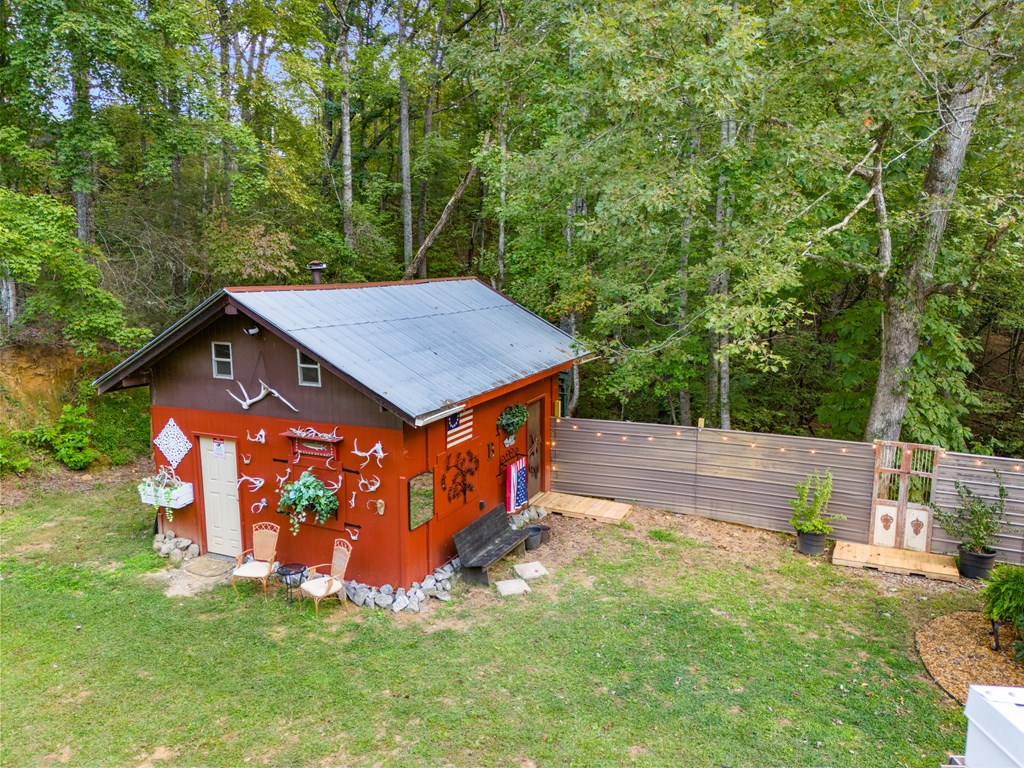 418920 Hayesville Residential