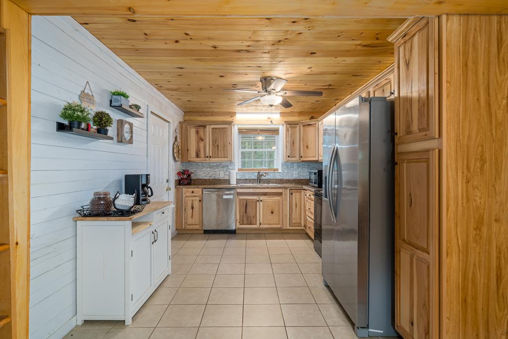 418923 Ellijay Residential