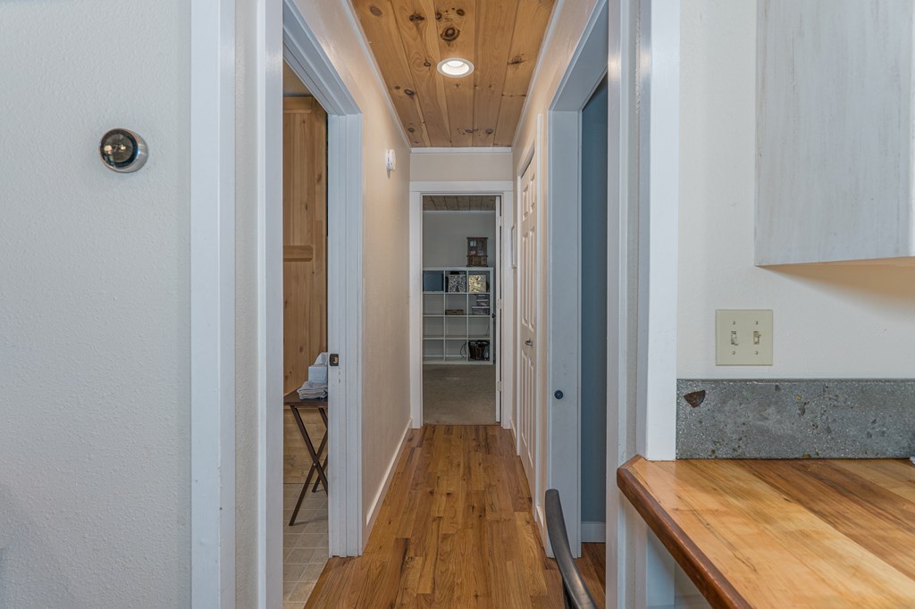 418931 Murphy Residential