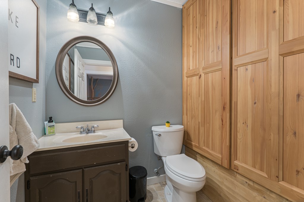 418931 Murphy Residential