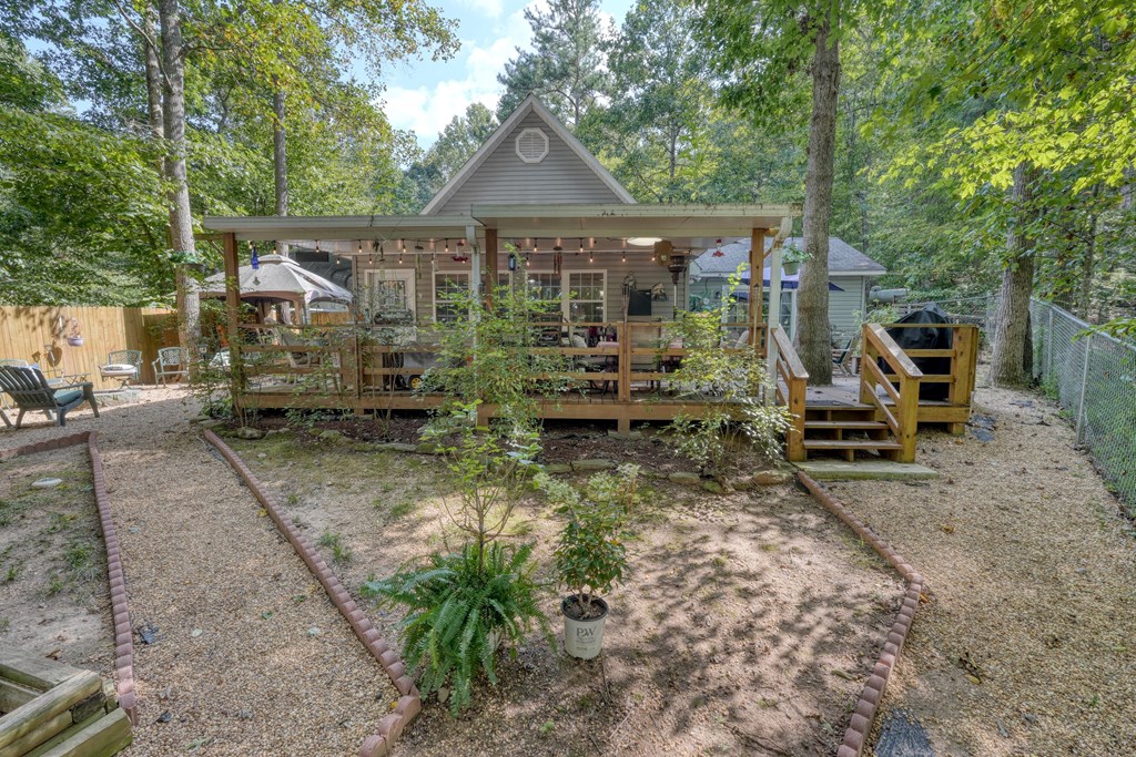 418938 Young Harris Residential