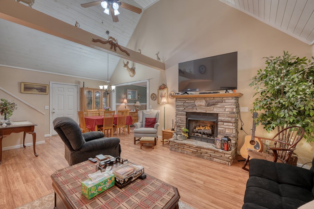418938 Young Harris Residential