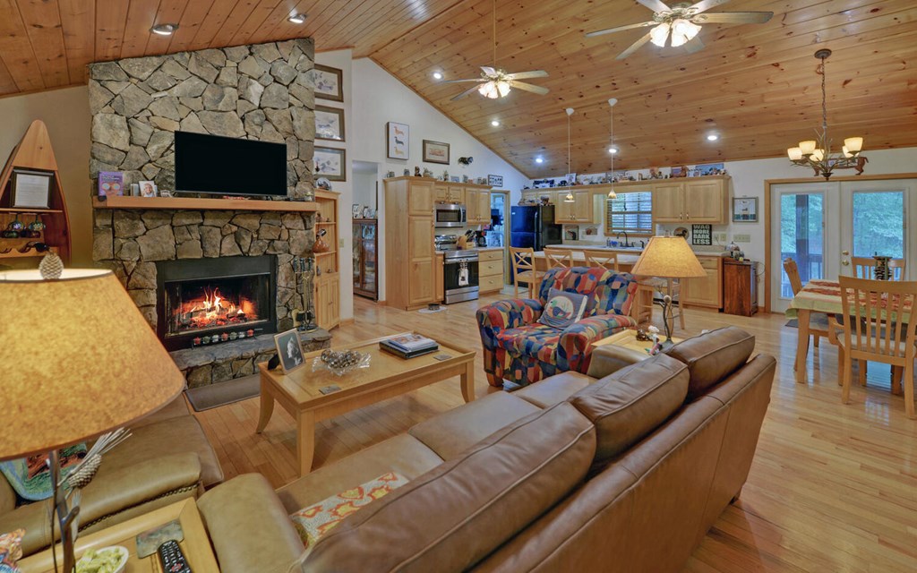418939 Murphy Residential