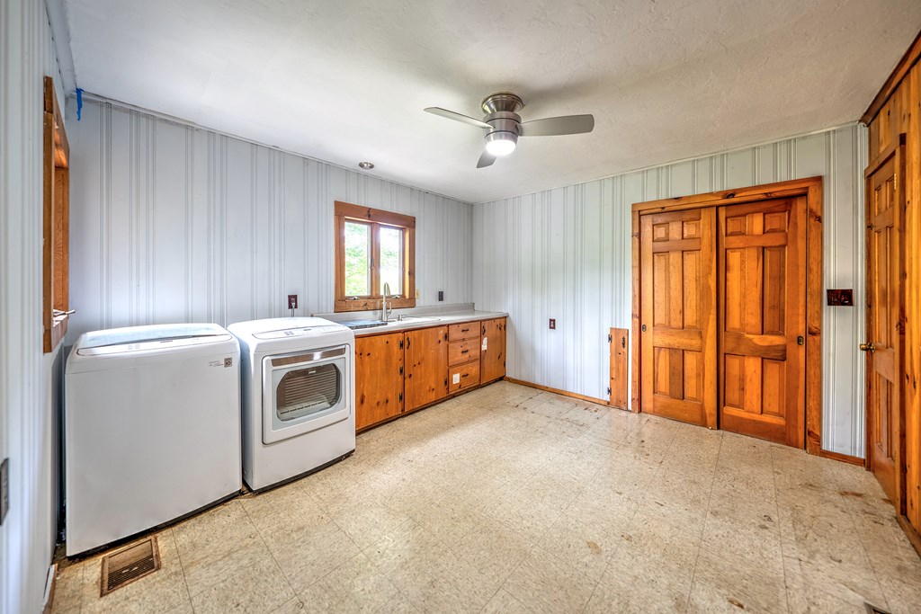 418941 Murphy Residential