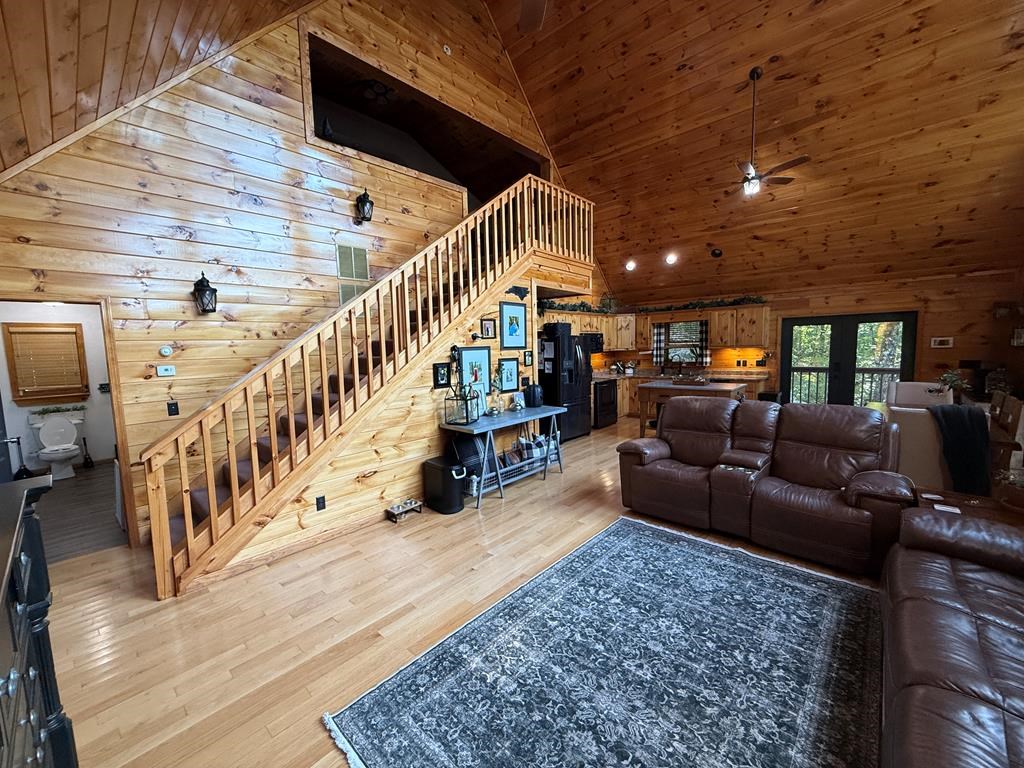 418949 Murphy Residential