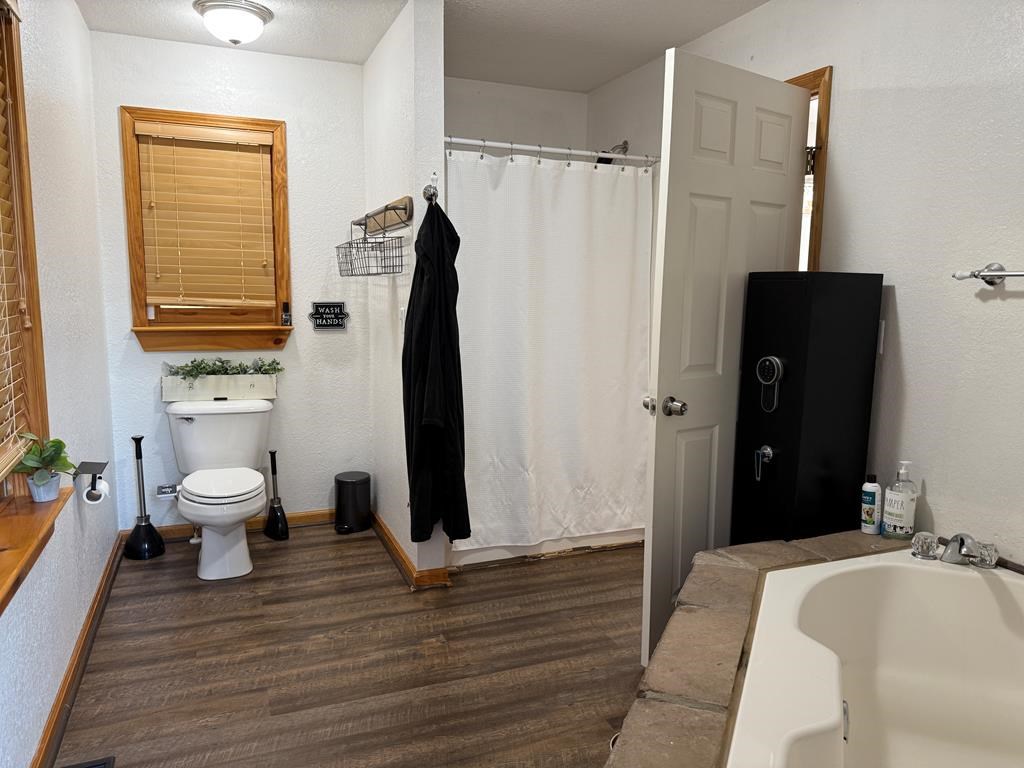 418949 Murphy Residential