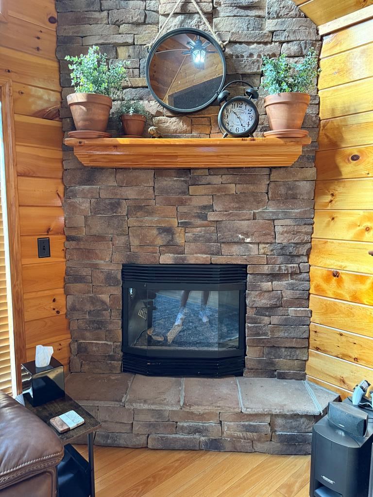 418949 Murphy Residential