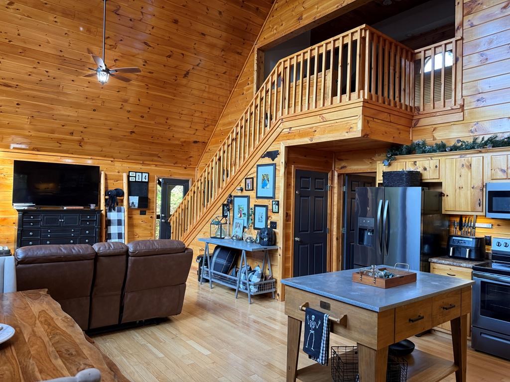 418949 Murphy Residential