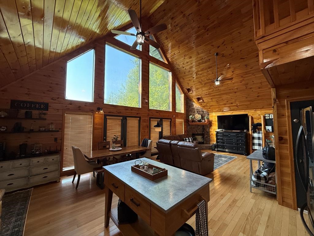 418949 Murphy Residential