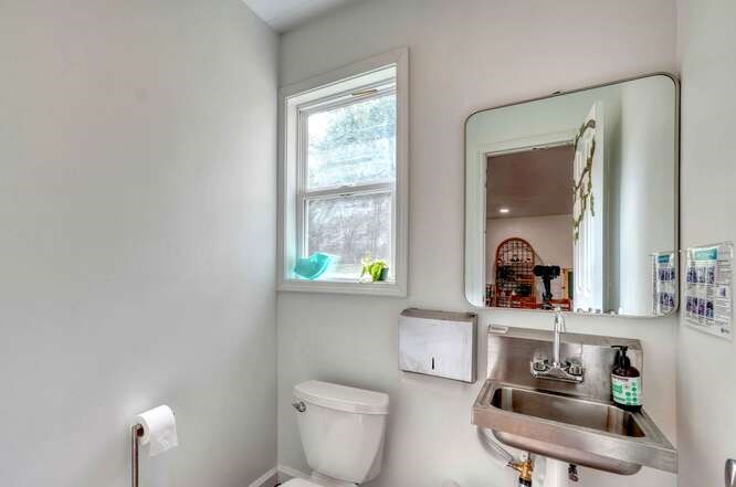 418955 Hayesville Residential