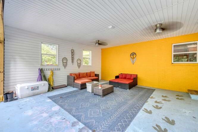 418955 Hayesville Residential