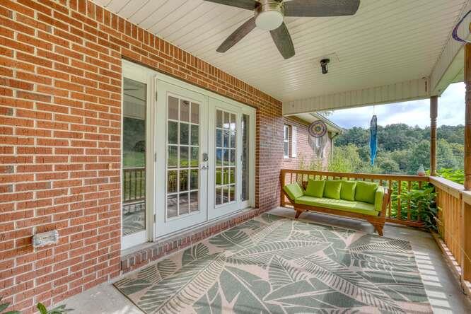 418955 Hayesville Residential