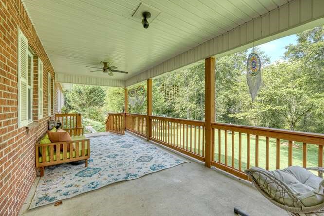 418955 Hayesville Residential