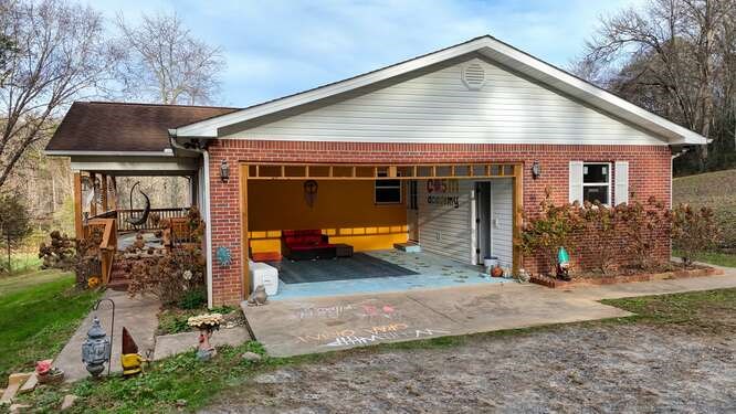 418955 Hayesville Residential