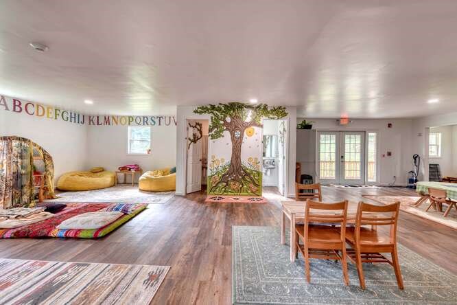 418955 Hayesville Residential