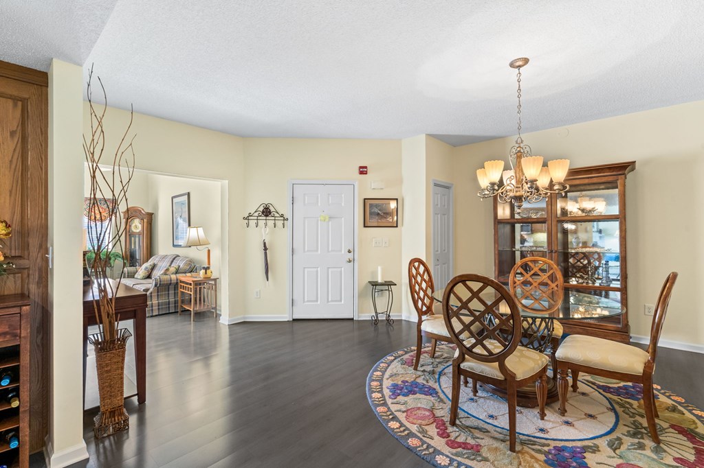 418973 Young Harris Residential