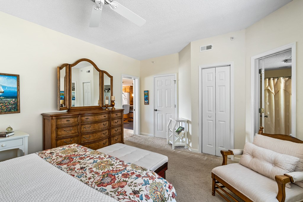 418973 Young Harris Residential