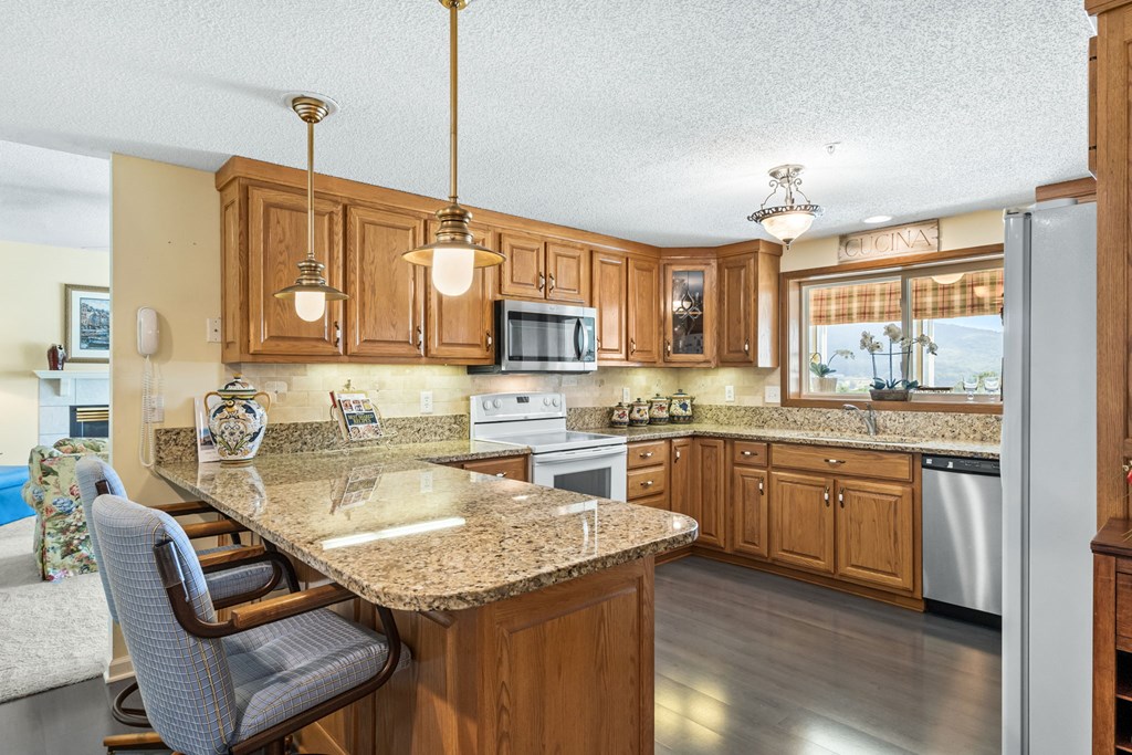 418973 Young Harris Residential