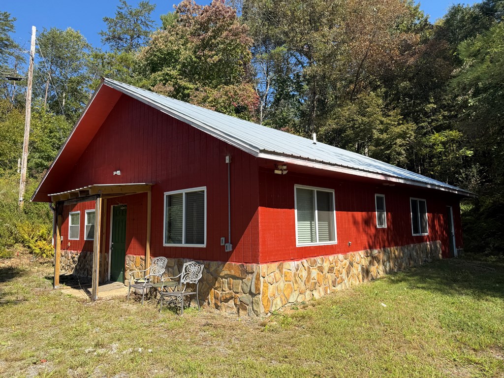 418986 Murphy Residential