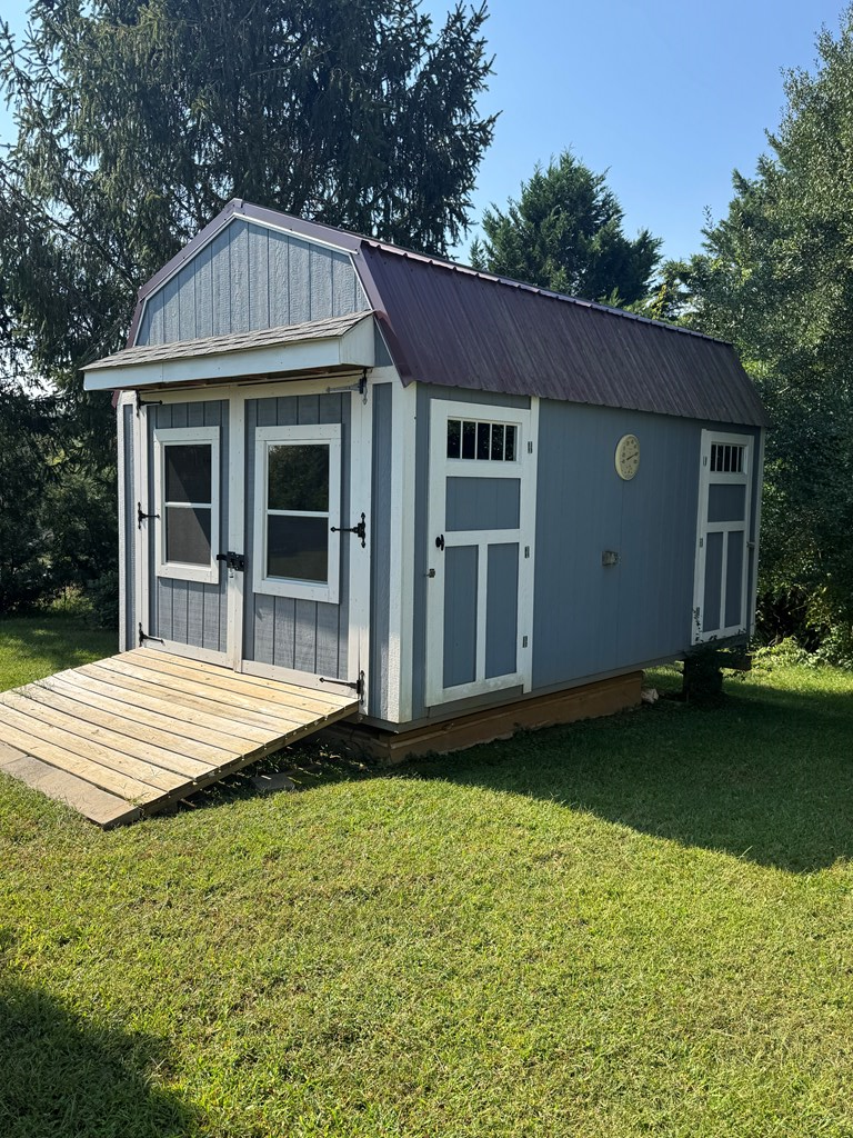 418988 Hayesville Residential