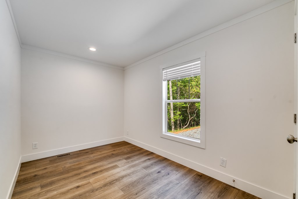 419001 Hayesville Residential