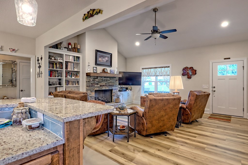 419004 Blairsville Residential