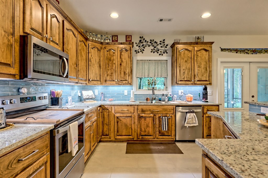 419004 Blairsville Residential