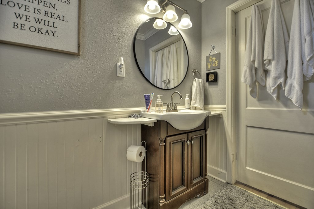 419013 Blue Ridge Residential