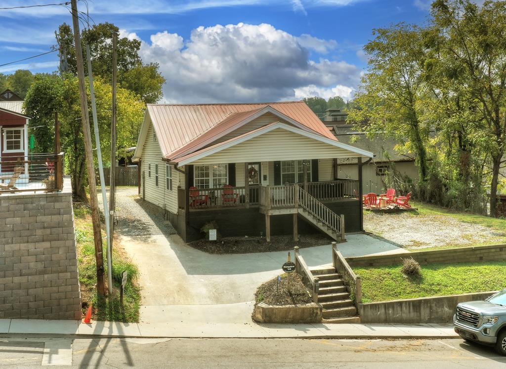 419013 Blue Ridge Residential