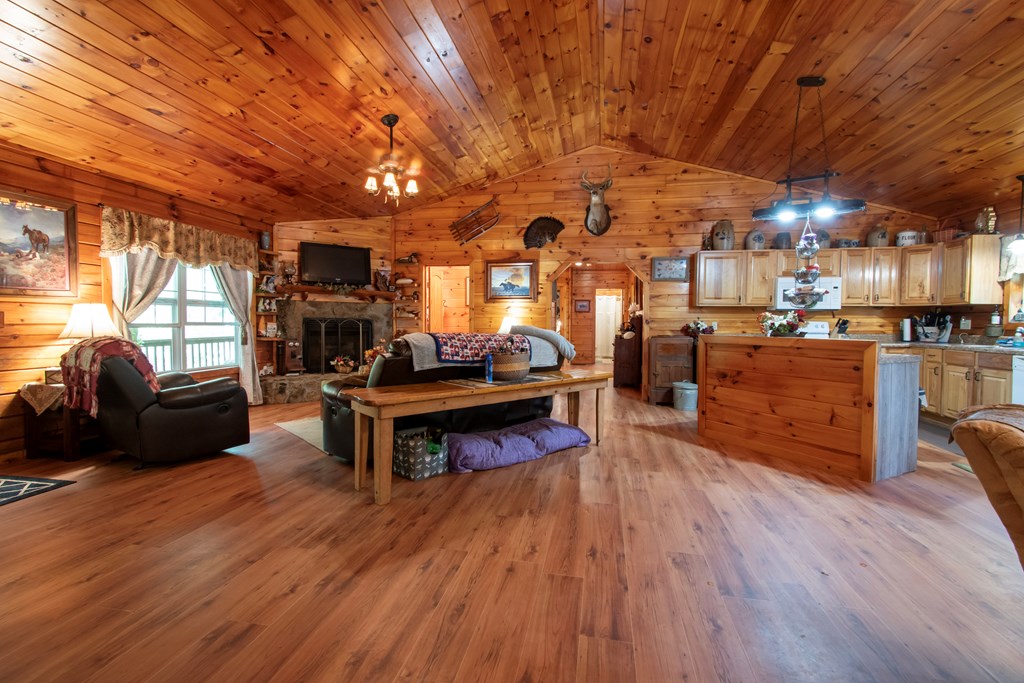 419016 Murphy Residential